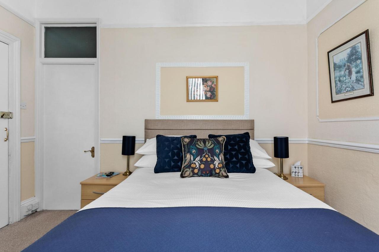 Melba House (Adults Only) Bed & Breakfast Torquay Exterior foto