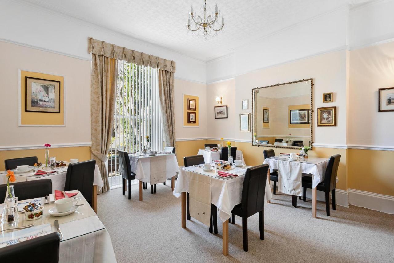 Melba House (Adults Only) Bed & Breakfast Torquay Exterior foto