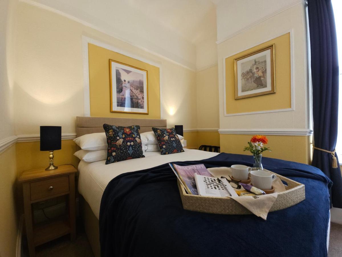 Melba House (Adults Only) Bed & Breakfast Torquay Exterior foto